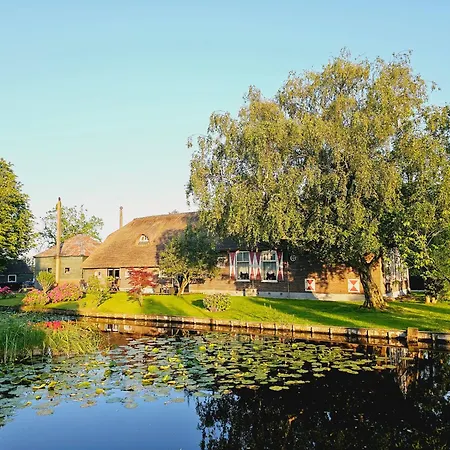 De Groene Papegaai Vinkeveen Exterior photo